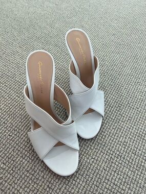 Gianvito Rossi White Leather Crossband Slide Mules